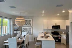 655 SE 13 St, Homestead, FL 33034 - Photo 13