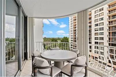 10155 Collins Ave #604, Bal Harbour, FL 33154 - Photo 27