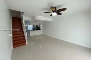 35 Simonton Cir, Weston, FL 33326 - Photo 3