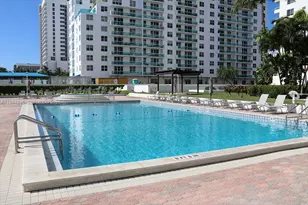 5005 Collins Ave, Miami Beach, FL 33140 - Photo 33