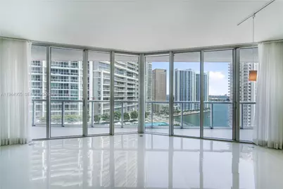 495 Brickell Ave #1804, Miami, FL 33131 - Photo 9