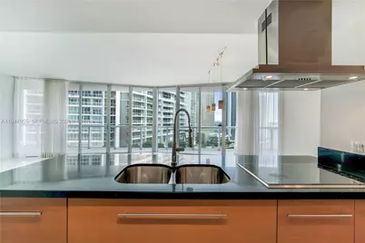 495 Brickell Ave #1804, Miami, FL 33131 - Photo 3