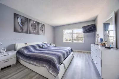 400 Diplomat Pkwy #302, Hallandale Beach, FL 33009 - Photo 11