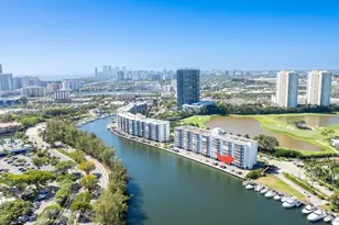 400 Diplomat Pkwy, Hallandale Beach, FL 33009 - Photo 31