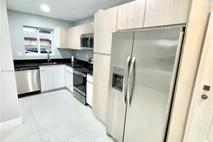 932 NW 2nd St, Fort Lauderdale, FL 33311 - Photo 3