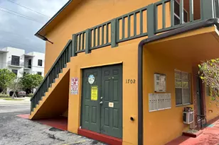 1702 McKinley St, Hollywood, FL 33020 - Photo 11