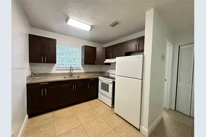 2900 NE 17th Ave #206, Pompano Beach, FL 33064 - Photo 3