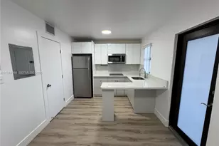 1971 NW 2nd Ct, Miami, FL 33136 - Photo 3