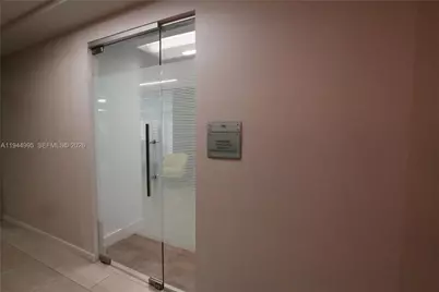 150 SE 2nd Ave #500, Miami, FL 33131 - Photo 1