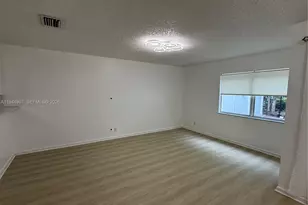 973 Imperial Lake Rd, West Palm Beach, FL 33413 - Photo 25