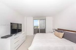 5555 Collins Ave, Miami Beach, FL 33140 - Photo 11