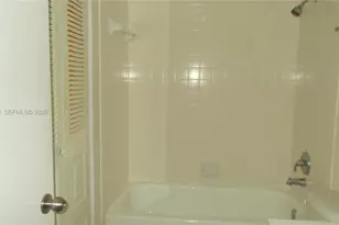 1400 SW 124th Terrace, Pembroke Pines, FL 33027 - Photo 5