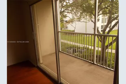 1400 SW 124th Ter #205Q, Pembroke Pines, FL 33027 - Photo 25