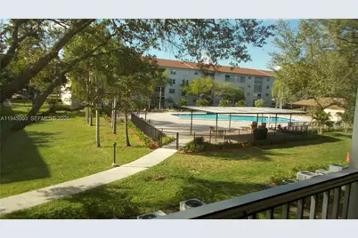 1400 SW 124th Ter #205Q, Pembroke Pines, FL 33027 - Photo 27