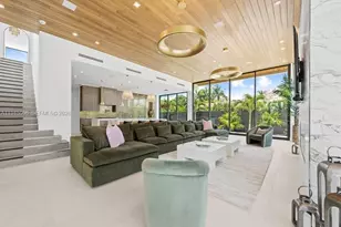 2657 NE 34th St, Fort Lauderdale, FL 33306 - Photo 9