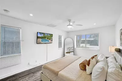 2101 NE 25th St, Wilton Manors, FL 33305 - Photo 41