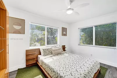 2101 NE 25th St, Wilton Manors, FL 33305 - Photo 33