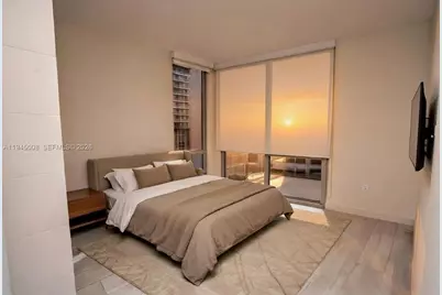 1010 SW 2nd Ave #1703, Miami, FL 33130 - Photo 7