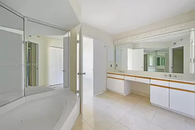 19101 NE 36th Ct #2006, Aventura, FL 33180 - Photo 15