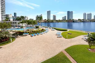 19101 NE 36th Ct, Aventura, FL 33180 - Photo 23