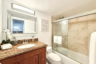 19201 Collins Ave, Sunny Isles Beach, FL 33160 - Photo 17