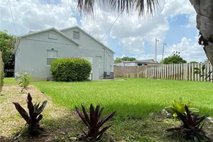 643 33rd St, West Palm Beach, FL 33407 - Photo 11