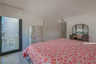 2401 S Ocean Dr, Hollywood, FL 33019 - Photo 15