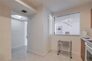 2401 S Ocean Dr, Hollywood, FL 33019 - Photo 11