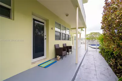 350 S Shore Dr #4, Miami Beach, FL 33141 - Photo 3