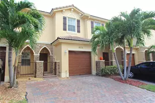 9274 SW 220th Terrace, Cutler Bay, FL 33190 - Photo 1