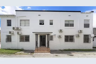 850 NW 2nd St #4, Miami, FL 33128 - Photo 1