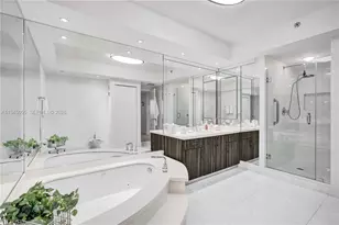 20281 E Country Club Dr, Aventura, FL 33180 - Photo 9