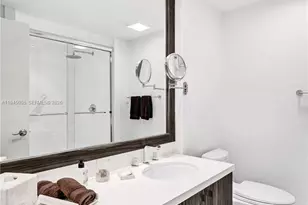 20281 E Country Club Dr, Aventura, FL 33180 - Photo 43