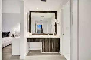 20281 E Country Club Dr, Aventura, FL 33180 - Photo 33