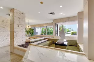 1000 W Island Blvd, Aventura, FL 33160 - Photo 33