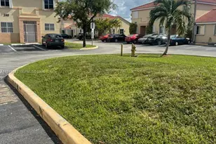 240 NW 114th Ave, Sweetwater, FL 33172 - Photo 3