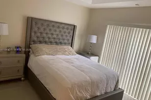 240 NW 114th Ave, Sweetwater, FL 33172 - Photo 15