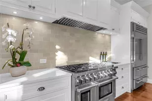 7426 SW 49th Pl, Miami, FL 33143 - Photo 13