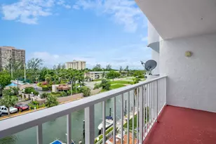 1650 NE 115th St, Miami, FL 33181 - Photo 11
