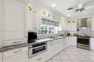 1431 S Ocean Blvd, Lauderdale by the Sea, FL 33062 - Photo 31
