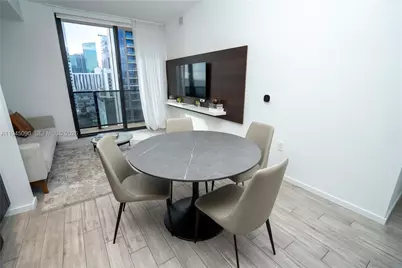 398 NE 5th St #1617, Miami, FL 33132 - Photo 9