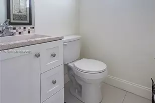 2600 Diana Dr, Hallandale Beach, FL 33009 - Photo 13