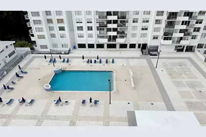 2750 NE 183rd St #2608, Aventura, FL 33160 - Photo 21