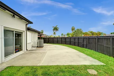 898 NW 131st Ave, Miami, FL 33182 - Photo 41