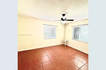 11900 SW 6th St #2, Miami, FL 33184 - Photo 13