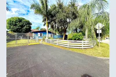 11900 SW 6th St #2, Miami, FL 33184 - Photo 3