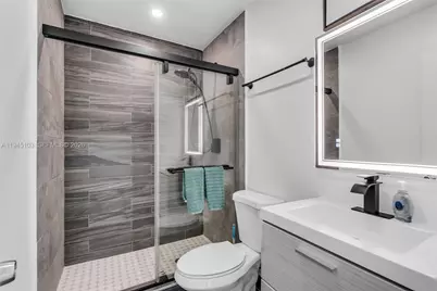 2721 Harding St, Hollywood, FL 33020 - Photo 27