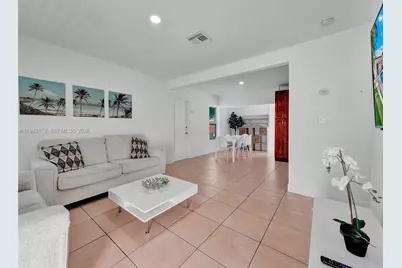 2461 SW 16th Ct, Fort Lauderdale, FL 33312 - Photo 11