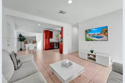 2461 SW 16th Ct, Fort Lauderdale, FL 33312 - Photo 9