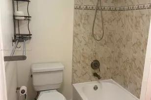 17021 N Bay Rd, Sunny Isles Beach, FL 33160 - Photo 9